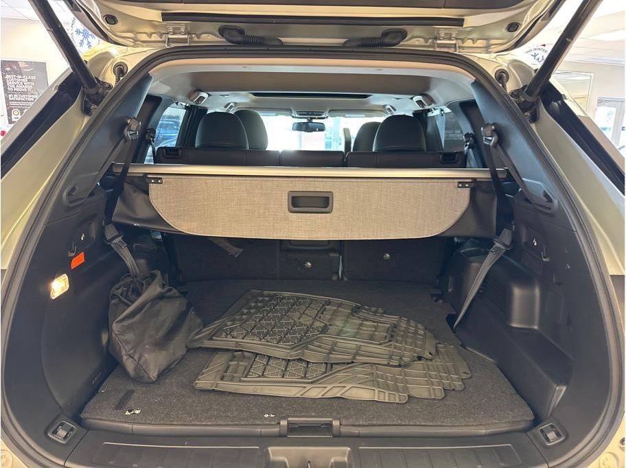 2023 Mitsubishi Outlander PHEV SEL Sport Utility 4D