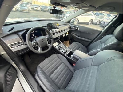 2025 Mitsubishi Outlander PHEV SE