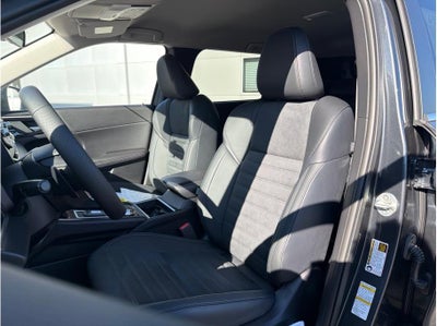 2025 Mitsubishi Outlander PHEV SE