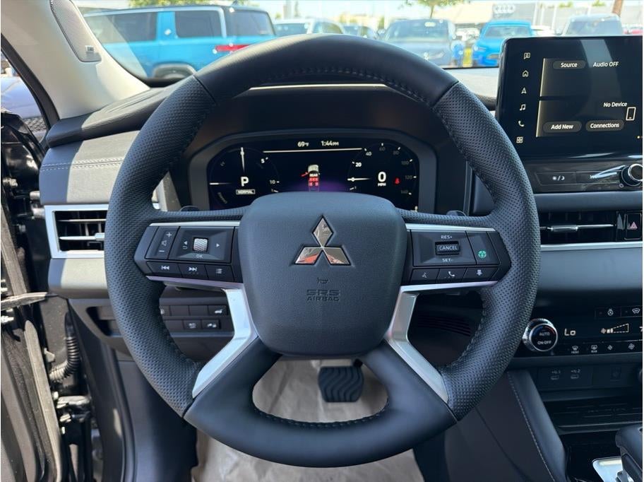 2026 Mitsubishi Outlander PHEV SE Sport Utility 4D