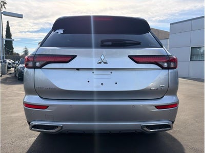 2025 Mitsubishi Outlander PHEV SE