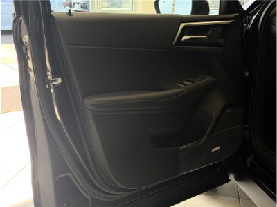 2026 Mitsubishi Outlander PHEV SE