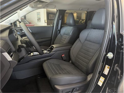 2026 Mitsubishi Outlander PHEV SE