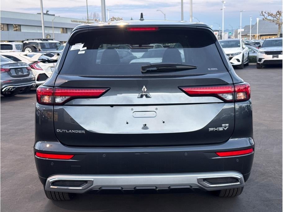 2025 Mitsubishi Outlander PHEV SE