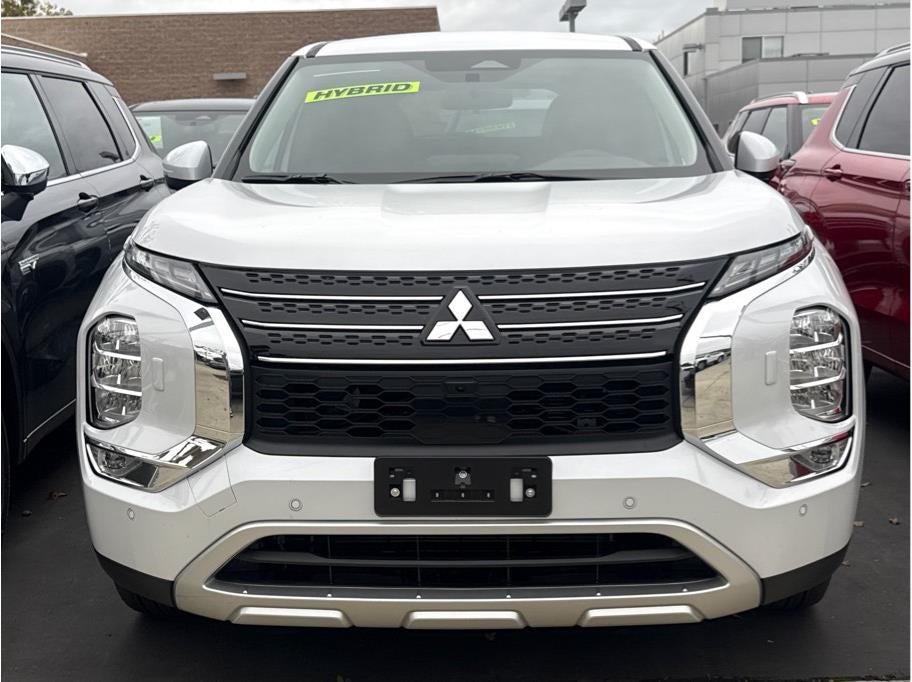 2025 Mitsubishi Outlander PHEV SE