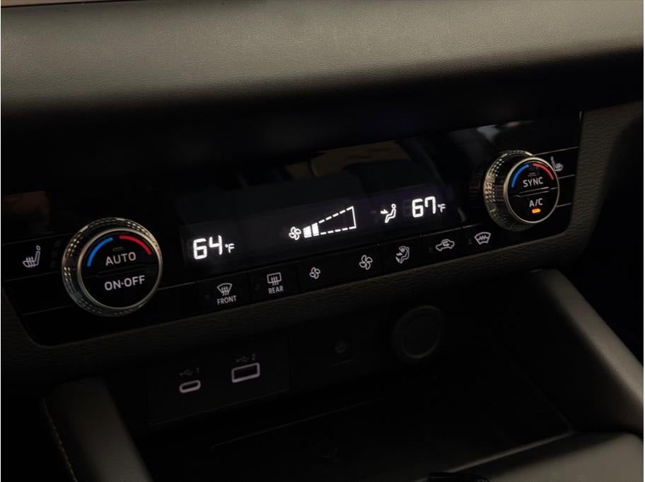 2024 Mitsubishi Outlander PHEV SE Sport Utility 4D