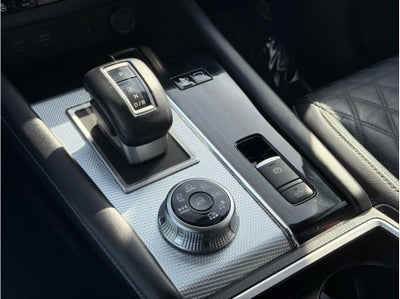 2024 Mitsubishi Outlander PHEV SEL Sport Utility 4D