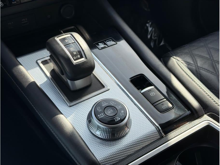 2024 Mitsubishi Outlander PHEV SEL Sport Utility 4D