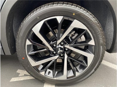 2025 Mitsubishi Outlander PHEV SEL