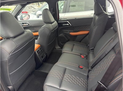 2025 Mitsubishi Outlander PHEV SEL Premium Package