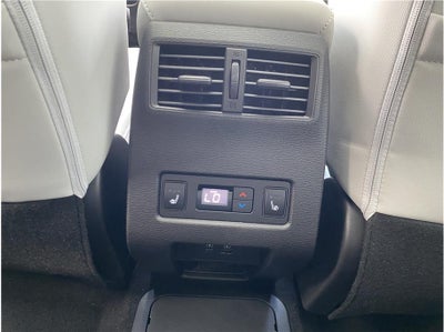 2025 Mitsubishi Outlander PHEV PLATINUM EDITION