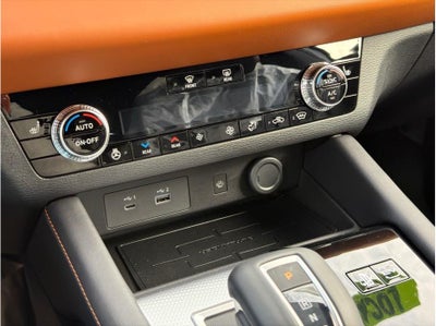 2025 Mitsubishi Outlander PHEV SEL Premium Package