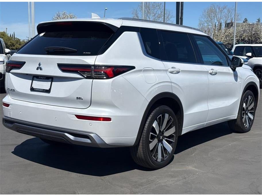 2025 Mitsubishi Outlander PHEV SEL Sport Utility 4D