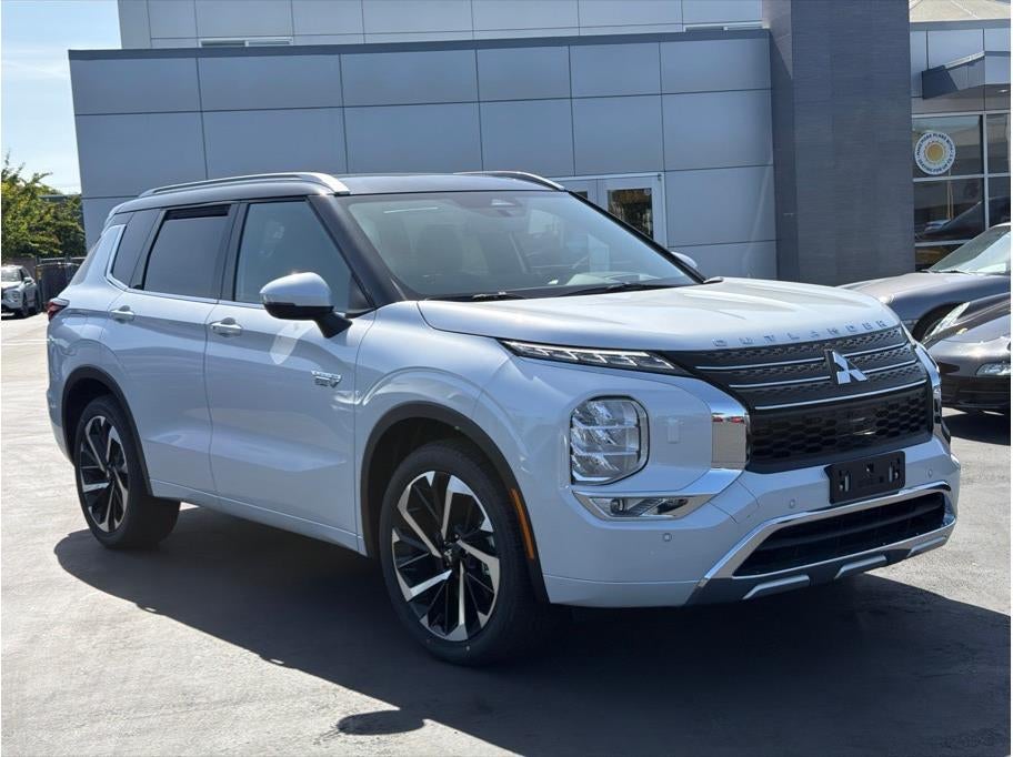 2025 Mitsubishi Outlander PHEV SEL Platinum Edition Sport Utility 4D