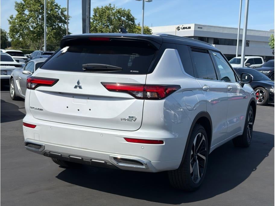 2025 Mitsubishi Outlander PHEV SEL Platinum Edition Sport Utility 4D