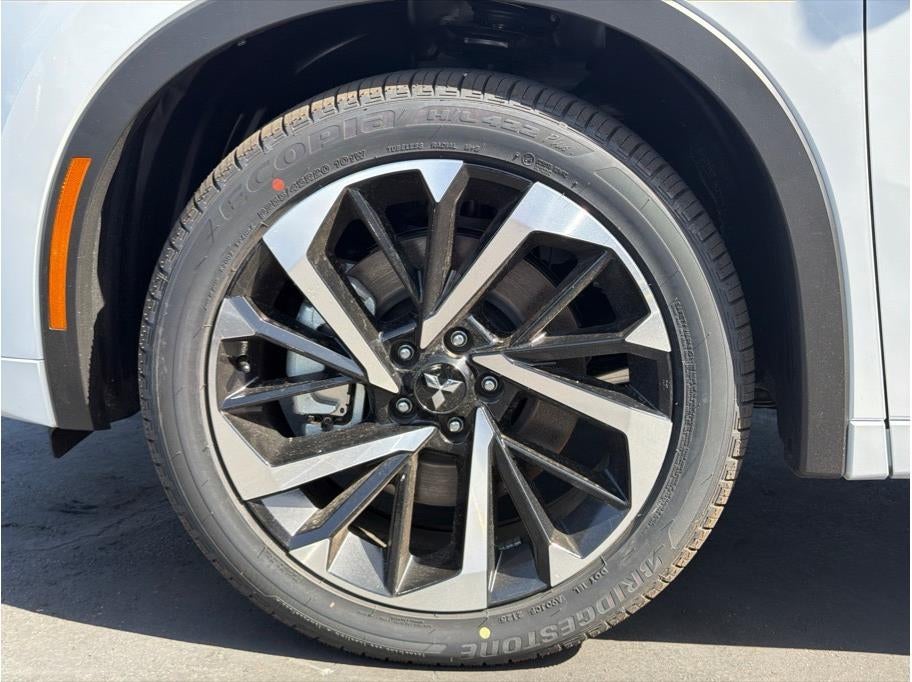 2025 Mitsubishi Outlander PHEV SEL Platinum Edition Sport Utility 4D