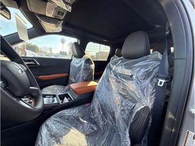 2025 Mitsubishi Outlander PHEV SEL Premium Package