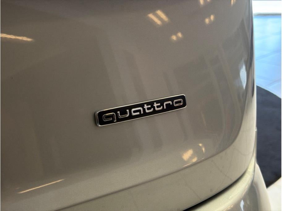 2024 Audi Q7 45 TFSI Premium Plus Sport Utility 4D