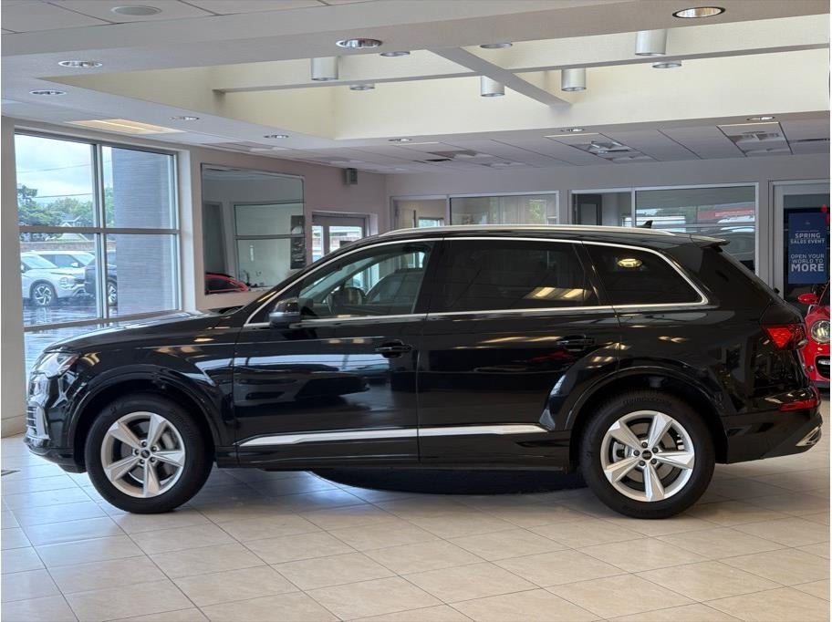 2024 Audi Q7 45 TFSI Premium Plus Sport Utility 4D