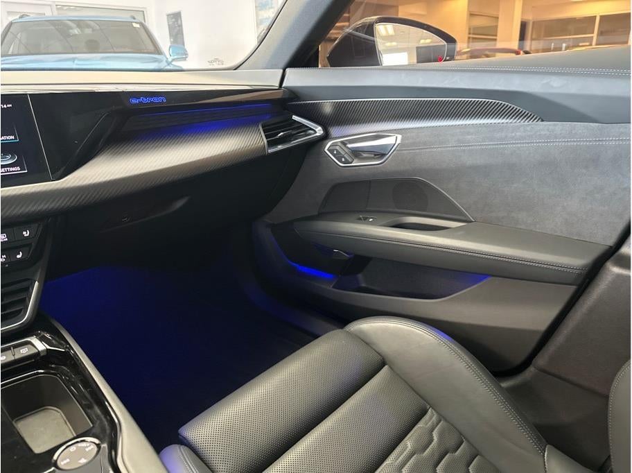 2022 Audi e-tron GT Prestige Sedan 4D