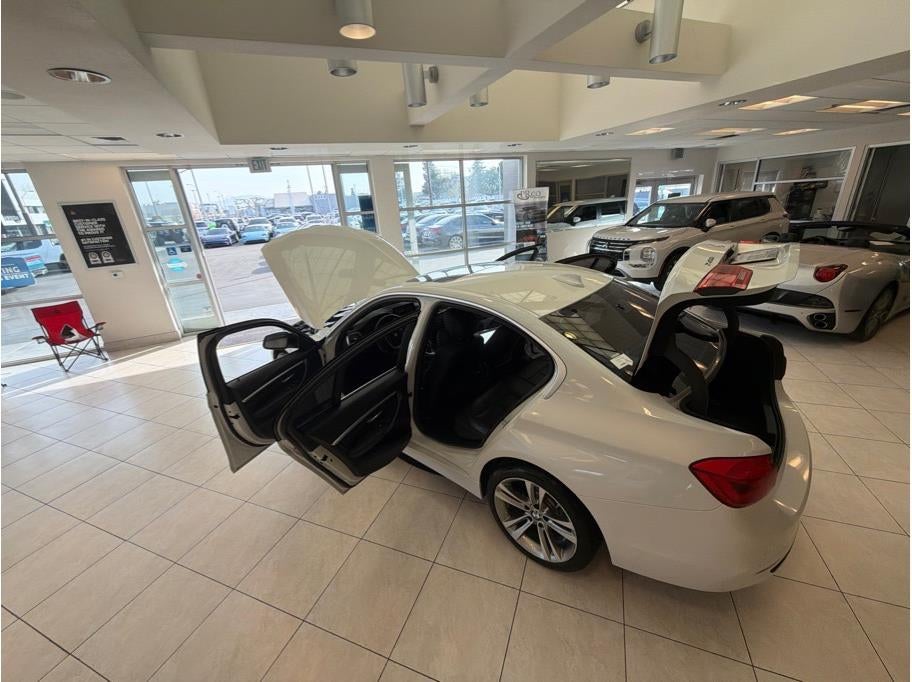 2017 BMW 3 Series 328d xDrive Sedan 4D