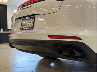 2019 Porsche Panamera 4 E-Hybrid Sedan 4D