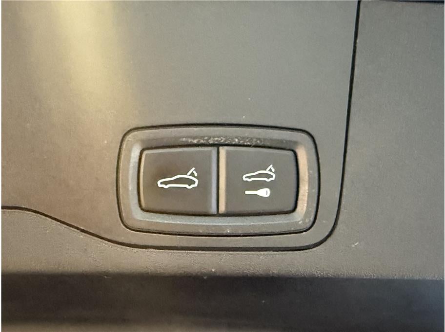 2022 Porsche Taycan Cross Turismo Turbo Wagon 4D