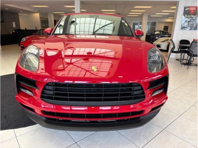 2019 Porsche Macan Sport Utility 4D