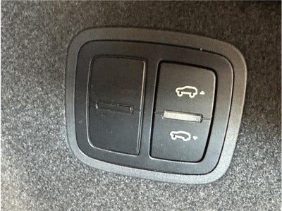 2018 Porsche Macan Sport Edition Sport Utility 4D