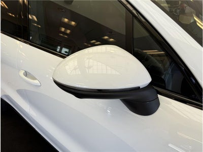 2022 Porsche Cayenne E-Hybrid Sport Utility 4D