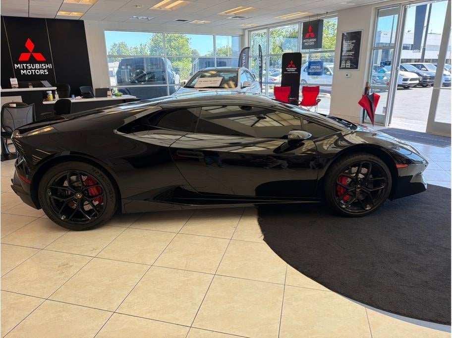 2019 Lamborghini Huracan RWD Coupe 2D