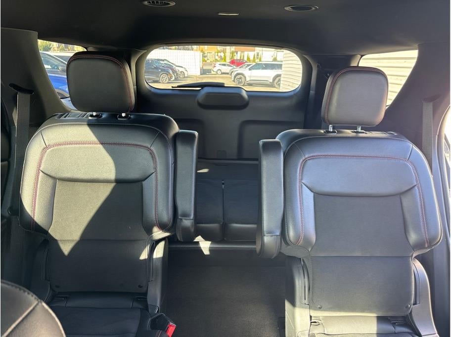 2023 Ford Explorer ST-Line Sport Utility 4D