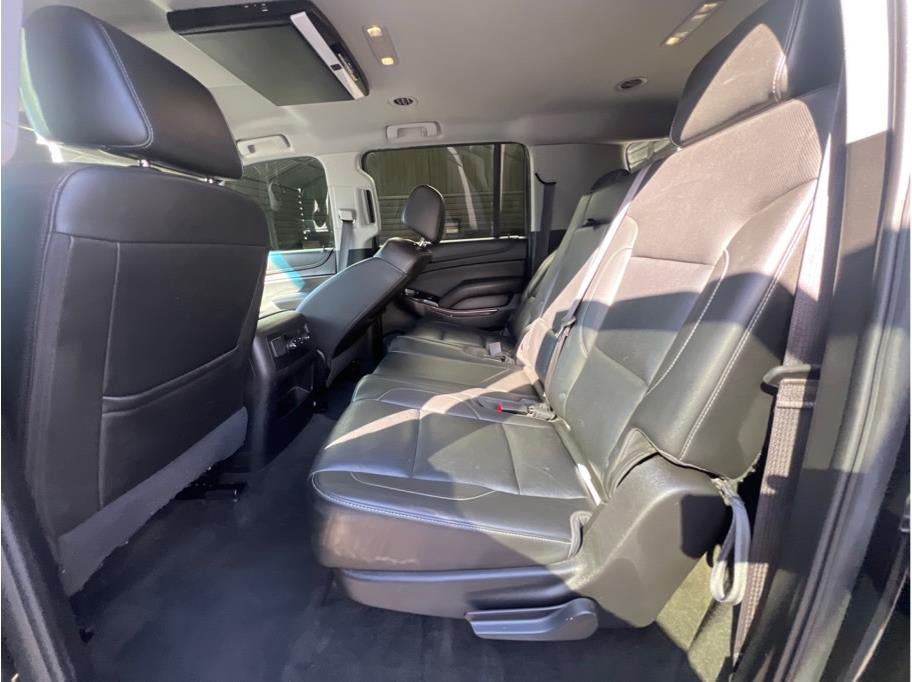 2017 GMC Yukon XL SLT Sport Utility 4D