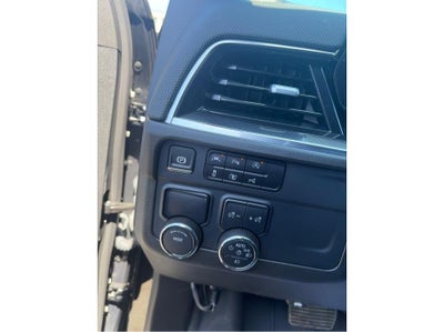 2025 Chevrolet Suburban RST Sport Utility 4D