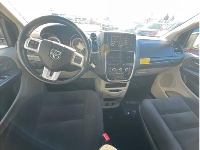 2017 Dodge Grand Caravan Passenger SE Minivan 4D