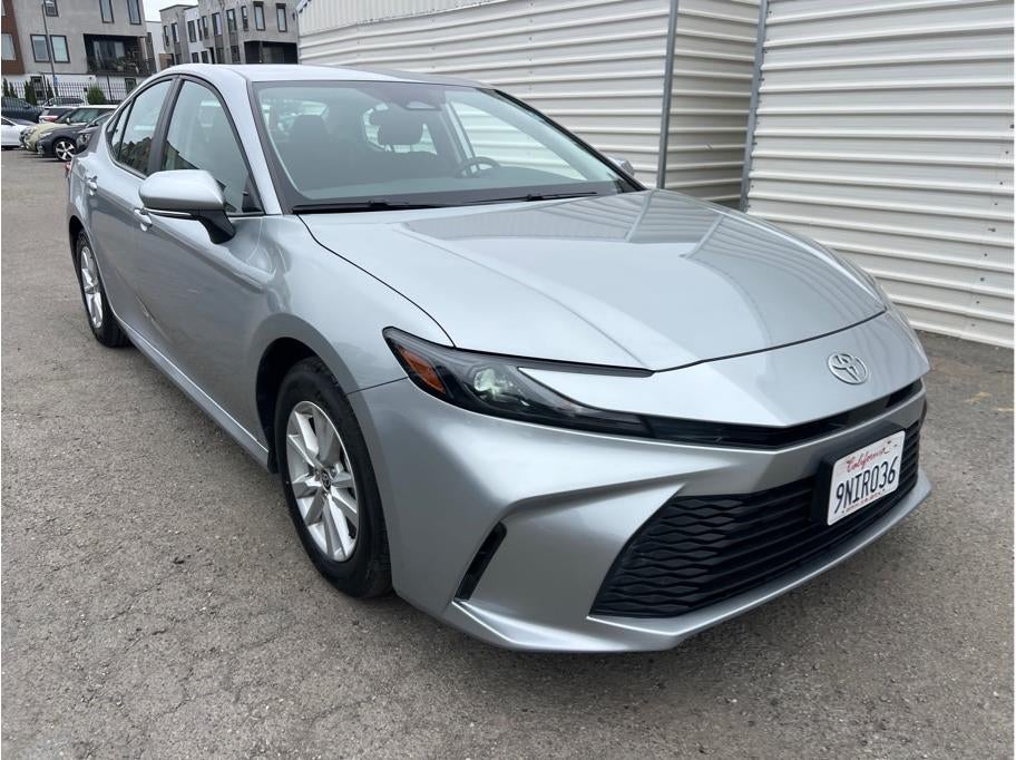 2025 Toyota Camry LE Sedan 4D