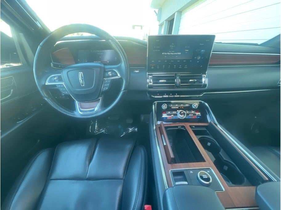 2024 Lincoln Navigator L Premier Sport Utility 4D