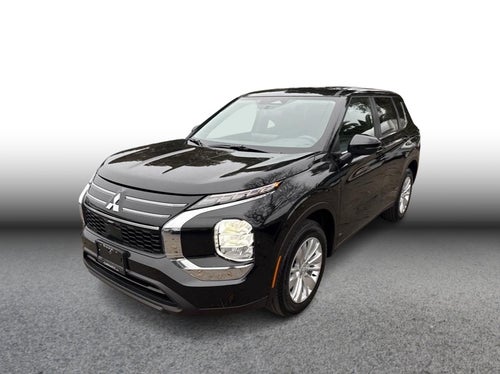 2026 Mitsubishi Outlander ES