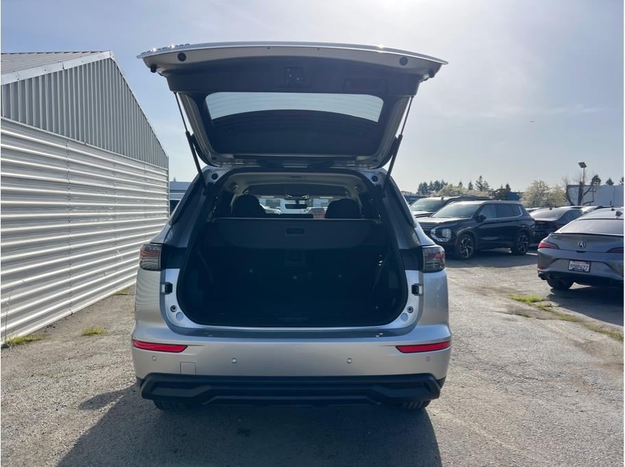 2026 Mitsubishi Outlander ES