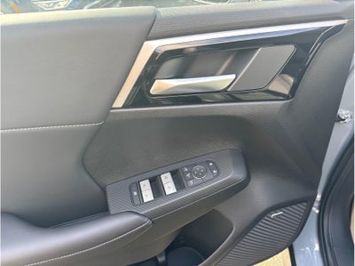 2026 Mitsubishi Outlander LE Sport Utility 4D