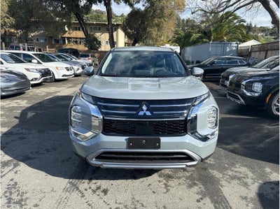 2026 Mitsubishi Outlander LE Sport Utility 4D