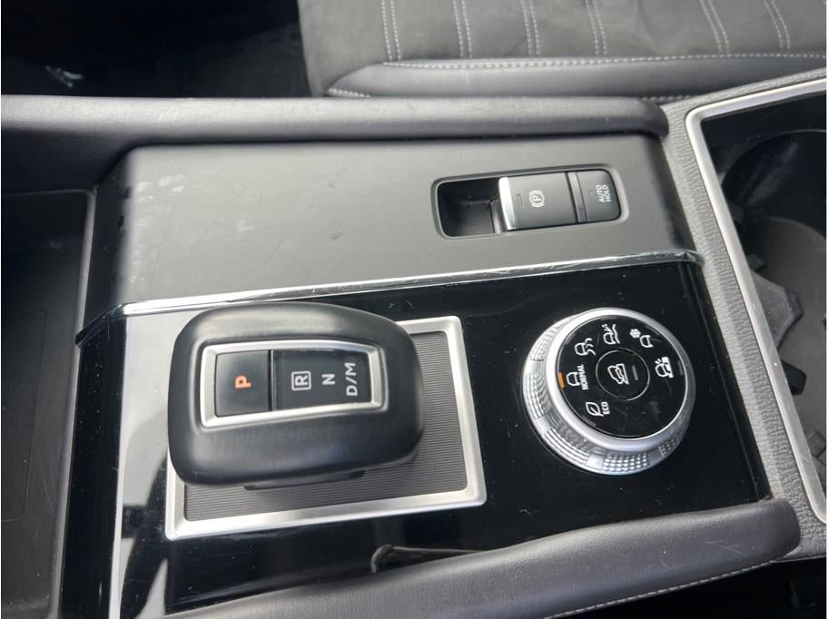 2024 Mitsubishi Outlander SE Sport Utility 4D