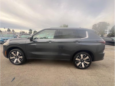 2025 Mitsubishi Outlander SEL