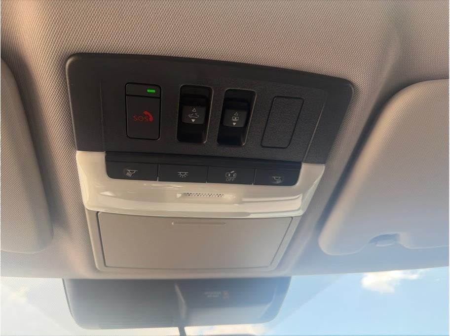 2025 Mitsubishi Outlander PHEV SE