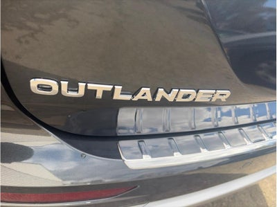 2025 Mitsubishi Outlander PHEV SE