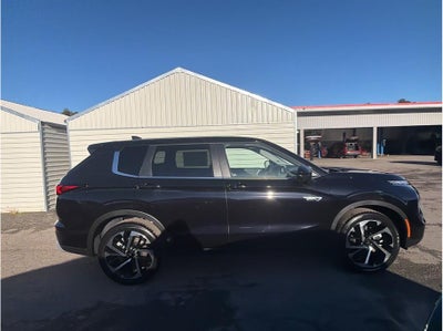 2025 Mitsubishi Outlander PHEV SE Tech Package