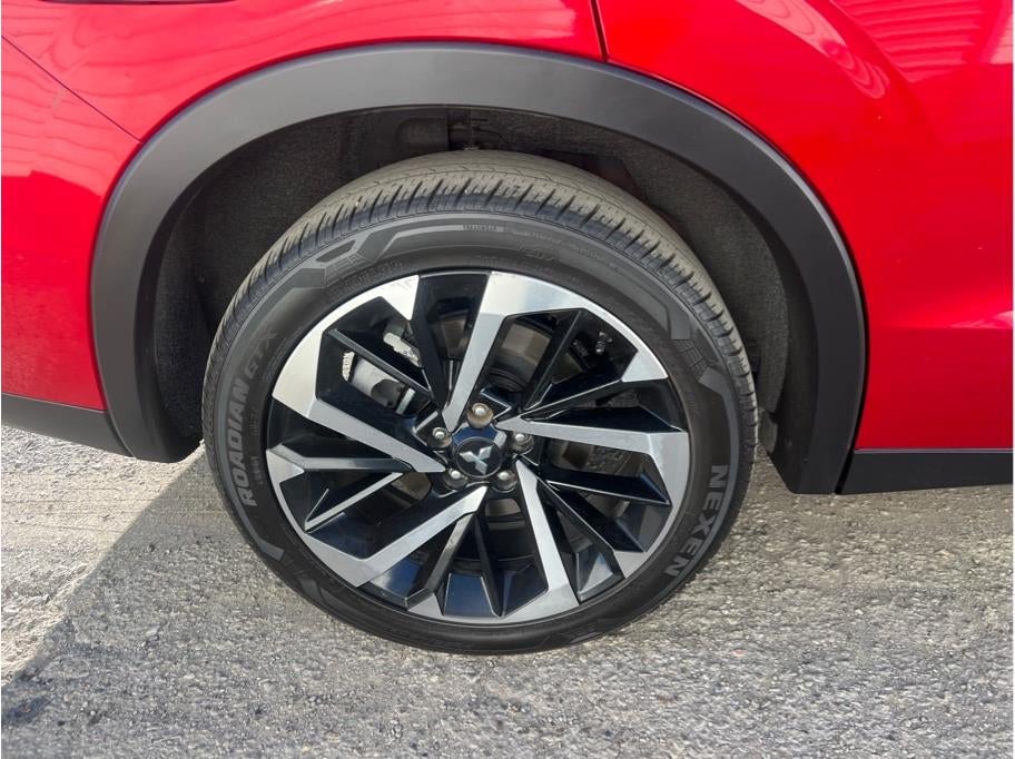 2024 Mitsubishi Outlander PHEV SE Sport Utility 4D