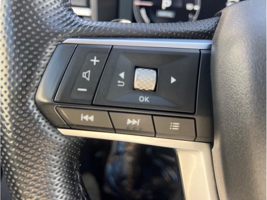 2024 Mitsubishi Outlander PHEV SEL Sport Utility 4D