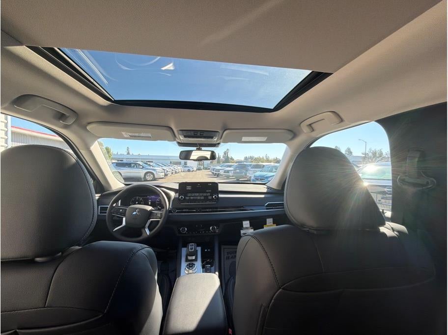 2025 Mitsubishi Outlander PHEV SEL