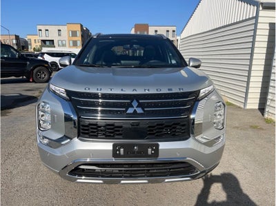 2025 Mitsubishi Outlander PHEV SEL Premium Package